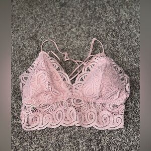 Victoria’s Secret PINK! Cute Floral Lace Bralette Size Medium